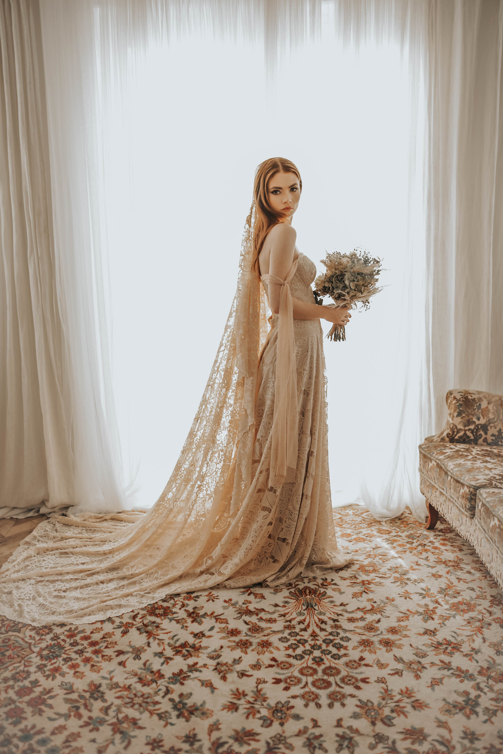 Corset wedding dress / off white or cappuccino lace boho dresses Corset wedding dress / off white or cappuccino lace boho dresses